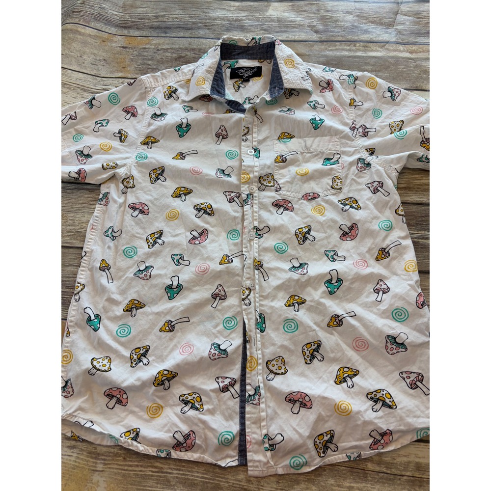 Eighty Eight Mens Small Mushroom‎ Button Short Sleeve Cotton Novelty Whimsical